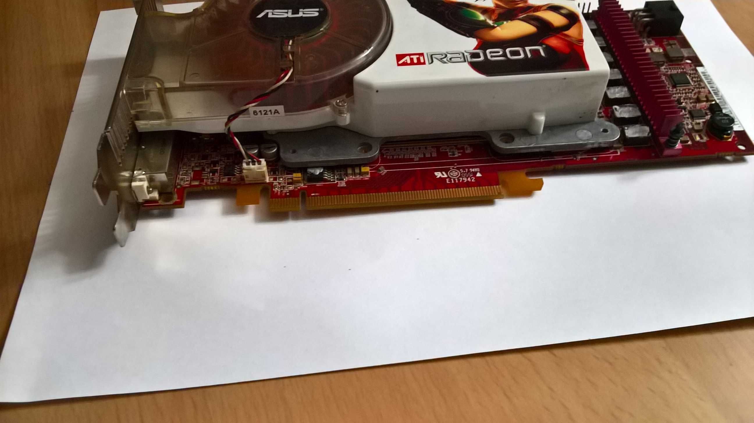 Asus ATI Radeon X1900XTX 512mb ddr3 PCI-E / hdtv / dvi