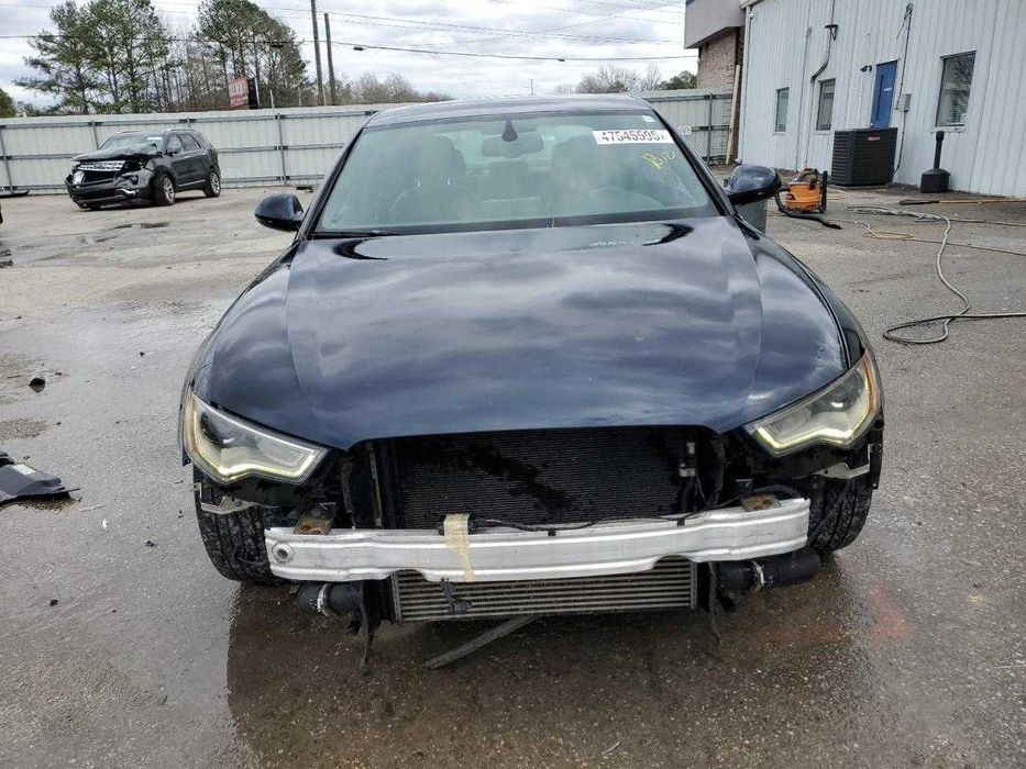 Audi A6 Premium Plus 2014 *