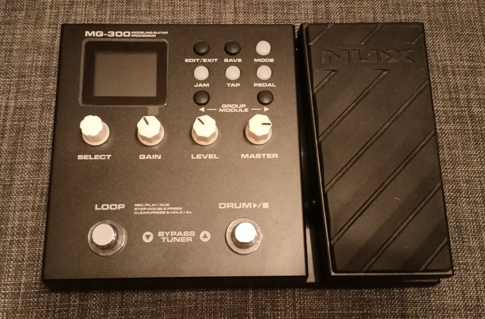 NUX MG-300, modeler, multi efekt (gitara, bas), interfejs audio.