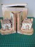 Ampara livros casas