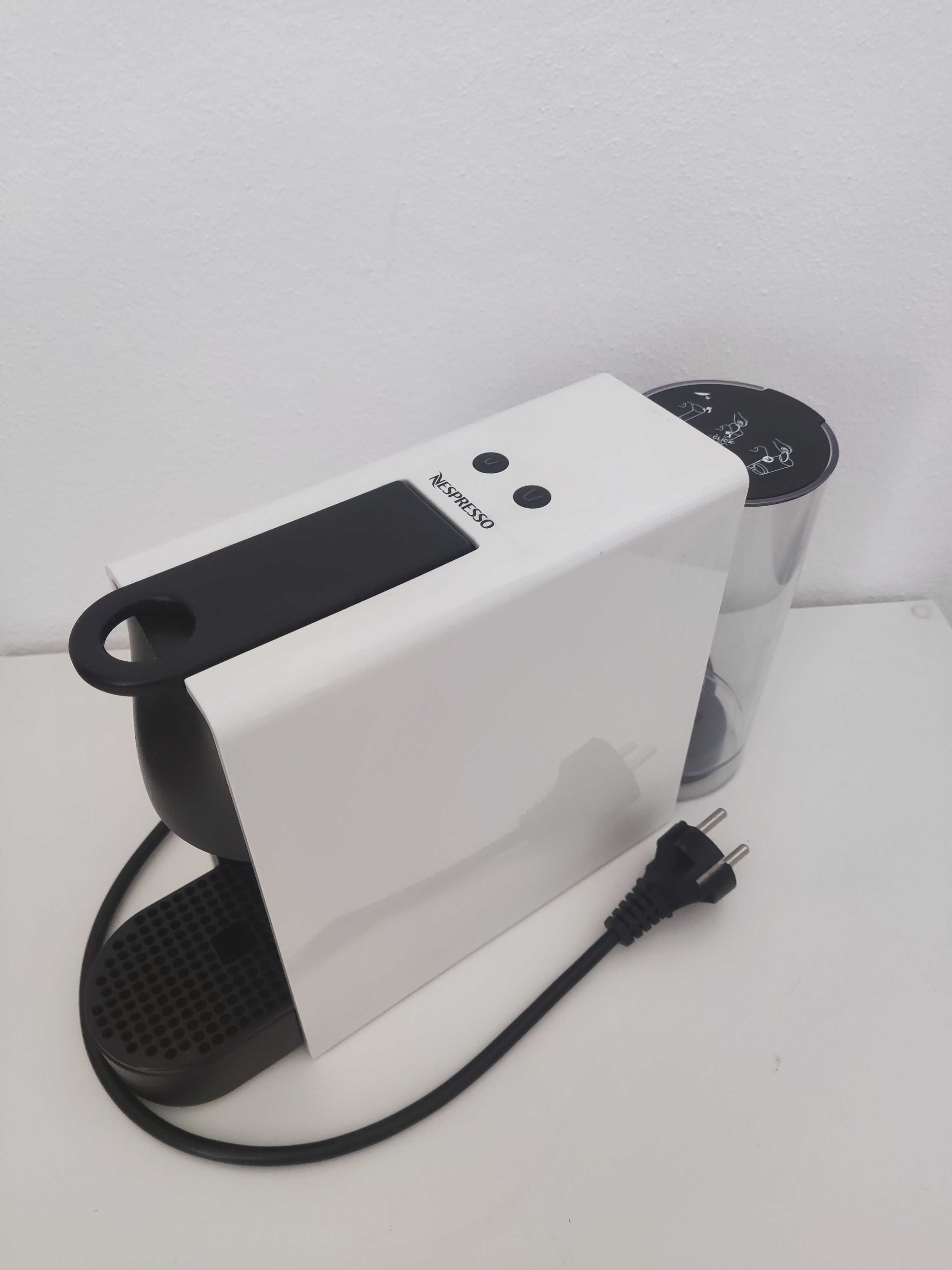 Nespresso Essenza Mini