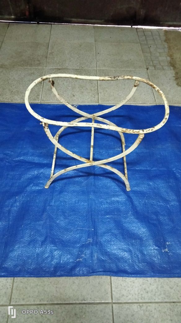 Base de bidé em ferro 27.00 euros