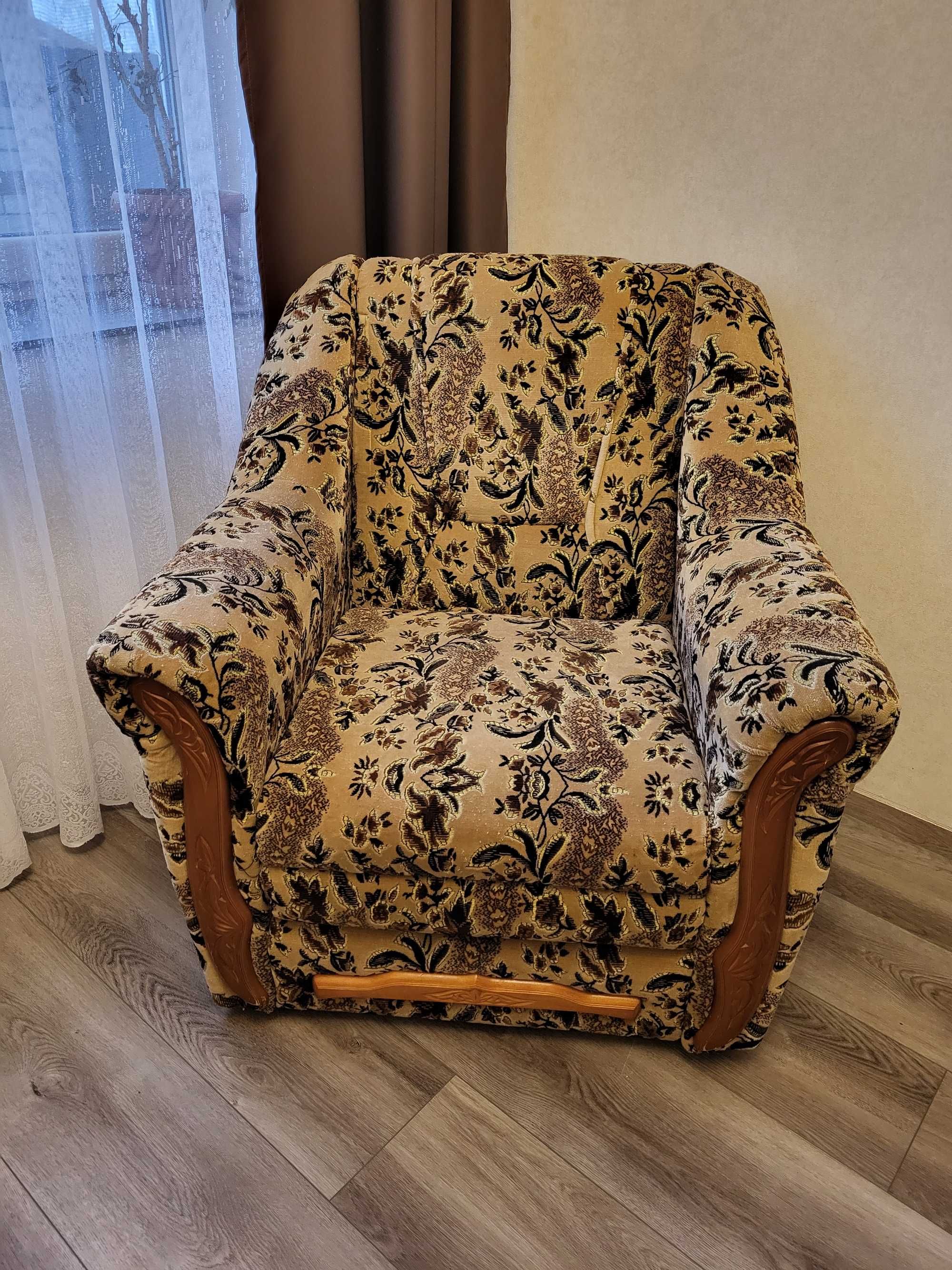 Продам диван та 1 крісло