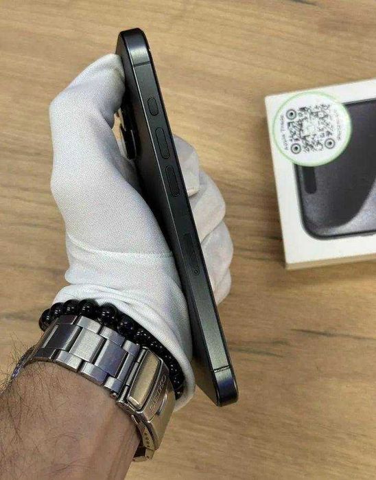 iPhone 15 pro 128 gb