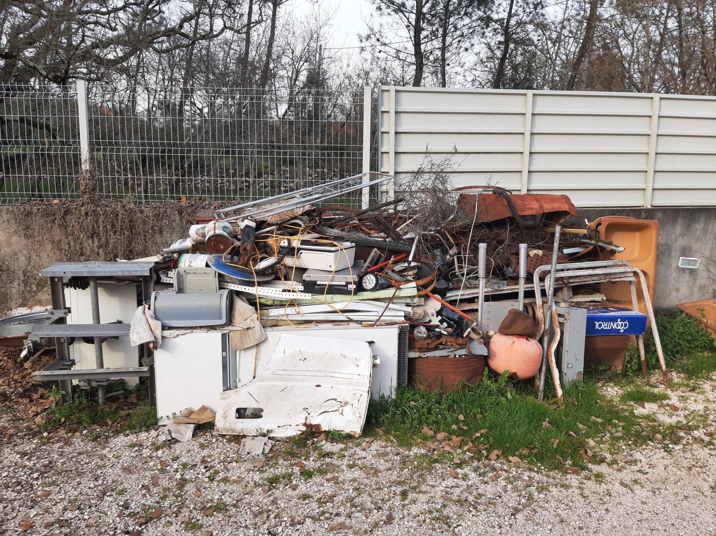 Lote De Socata, Baterias, Bomba Combustível