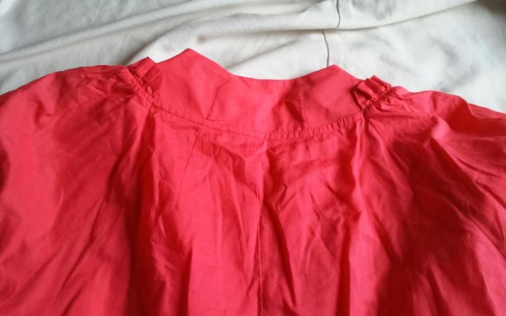 Top/camiseiro da estilista Ana Sousa, tam. 34, vermelho vivo