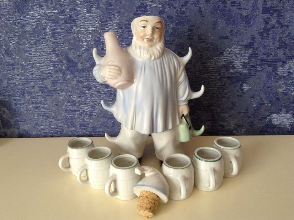 Фарфоровая статуэтка штоф Гном Германия от Wagner & Apel