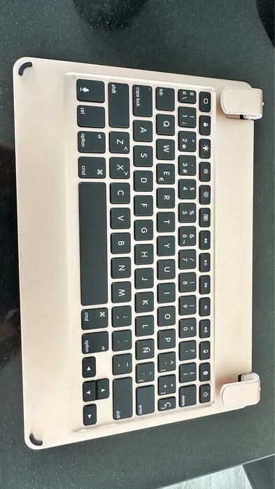 Teclado Brydge para IPad 10.5”
