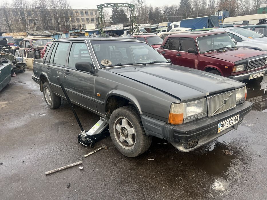Разборка Volvo 740 88 Рік 2.3 бензин