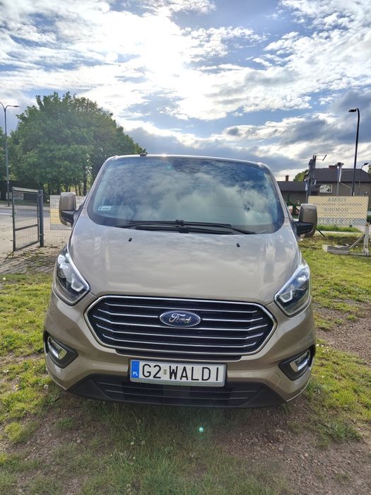 Wynajem bus 9 osobowy