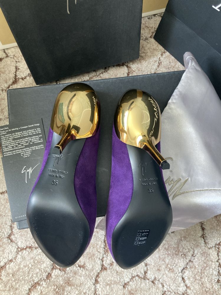 Розпродаж! Оригінальні туфлі Giuseppe Zanotti, Італія