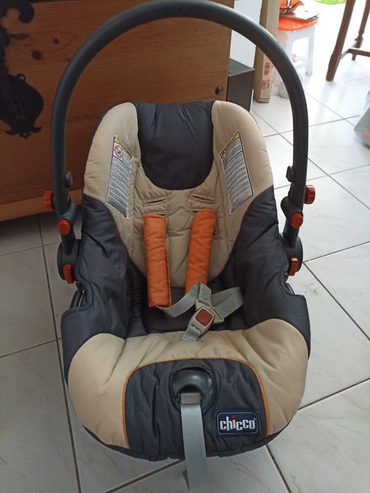 Ovo bege e azul - Chicco