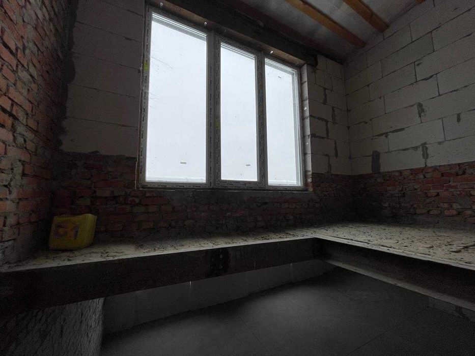 Продаж дворівневої квартири з терасою | с. Білогородка, вул.Саєнка, 11