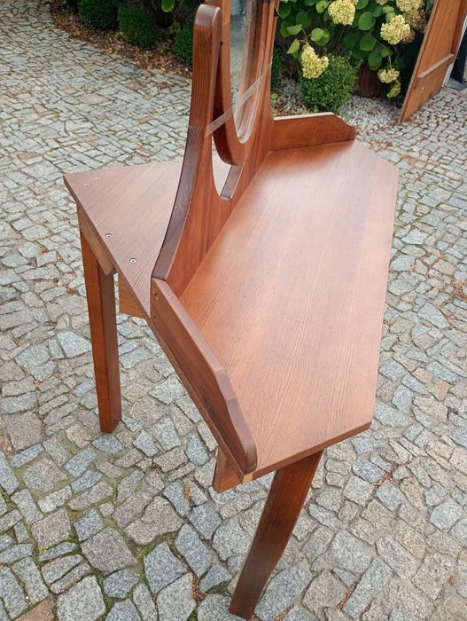 Komoda 4 szuflady+ toaletka