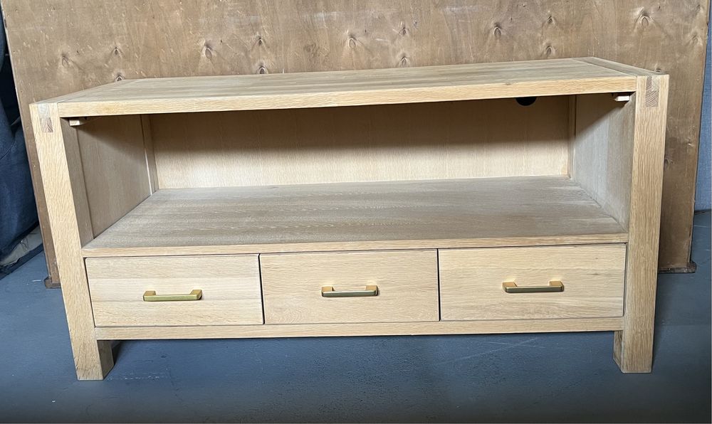 Komoda drewniana niska szafka pod tv