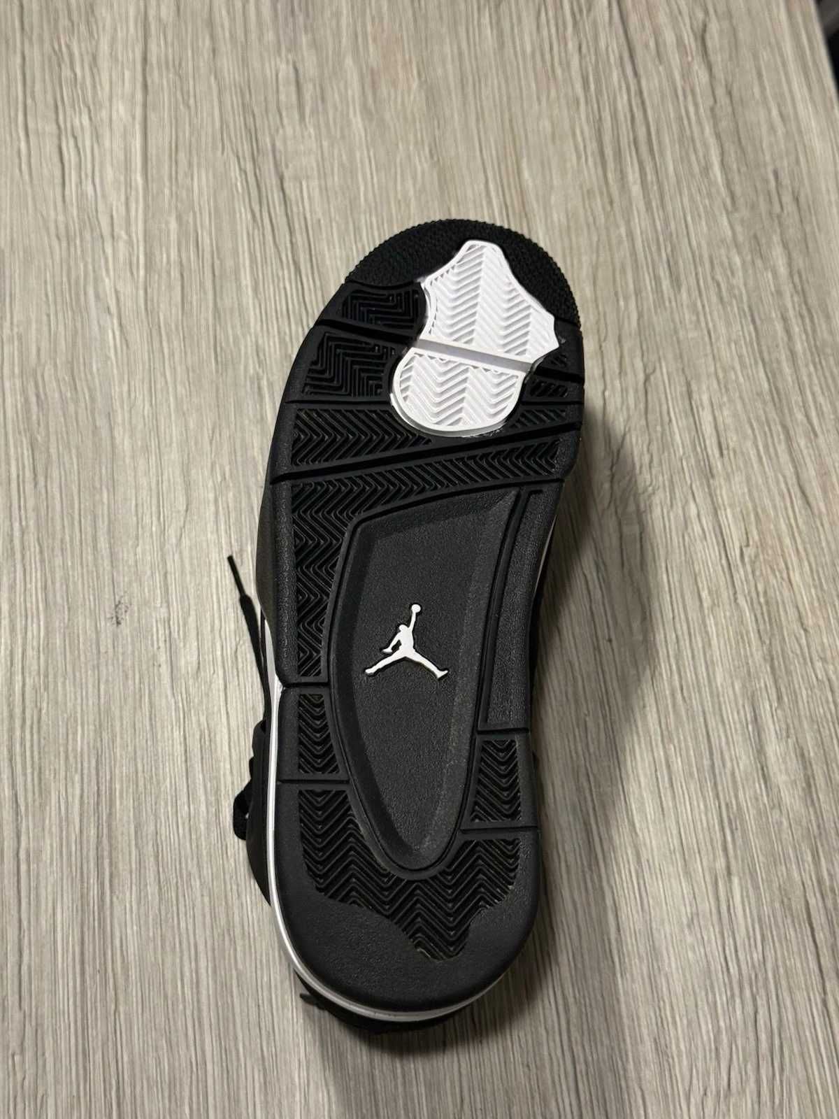 Nike_Nowy*Jordan4_ Retro_White_Thunder*UnisexTrampk38