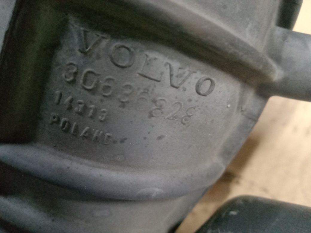 Rura dolot powietrza Volvo S60 2.4