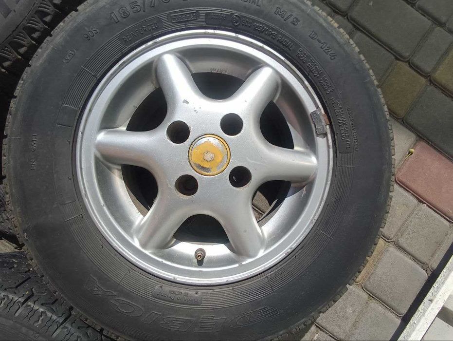 диски r13 4x108 ET38 Alessio на зимній резині
