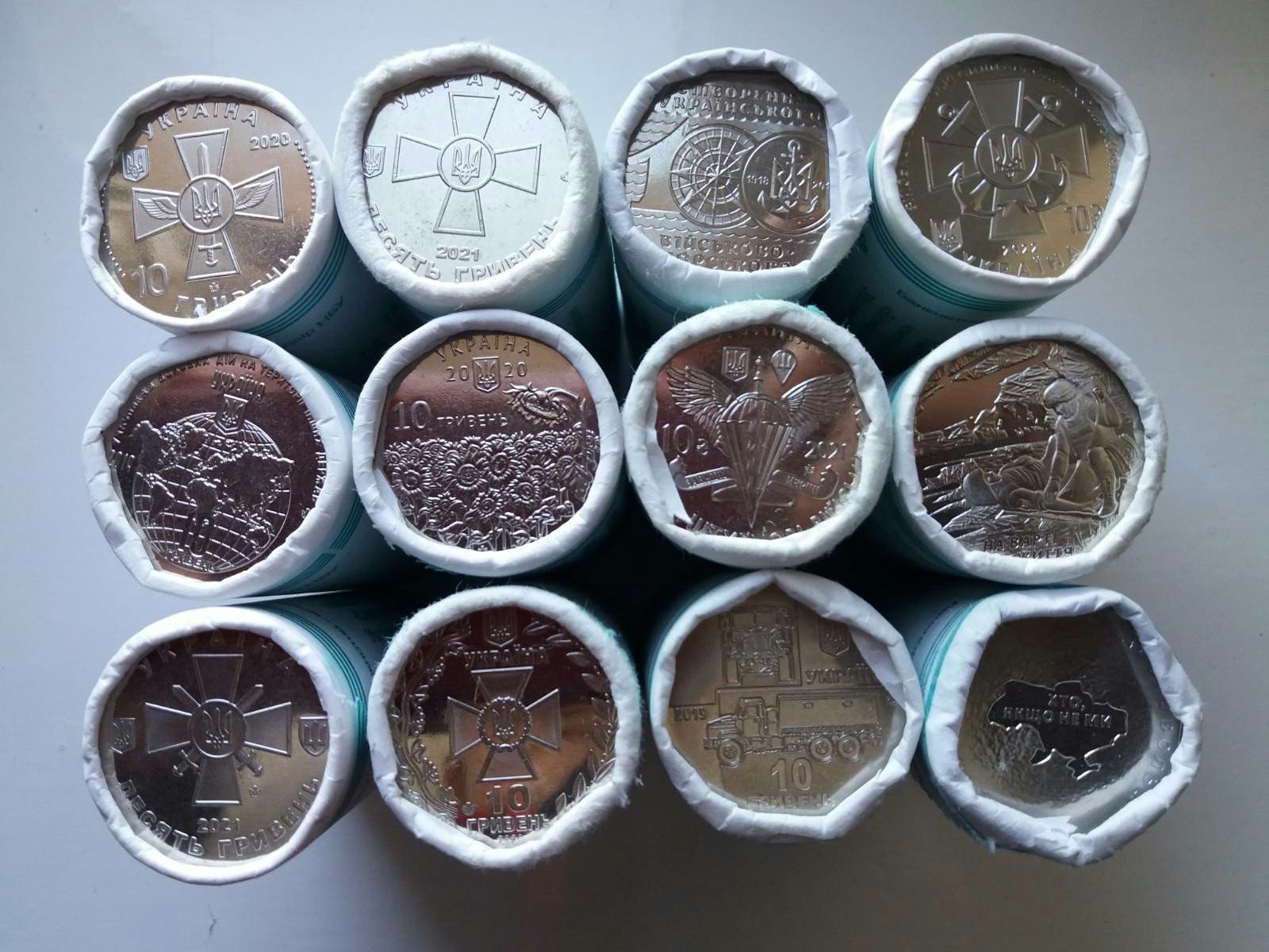 Продам монети України 10 грн з рола