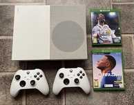 Konsola Microsoft Xbox One S 1TB + 2 pady + 2 gry