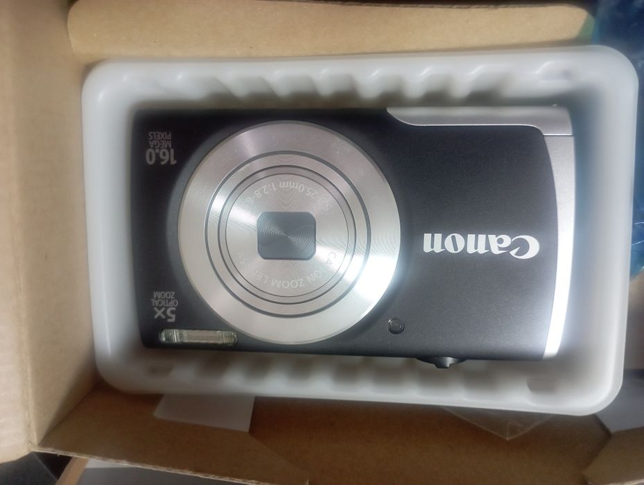 Цифрова камера canon a2500