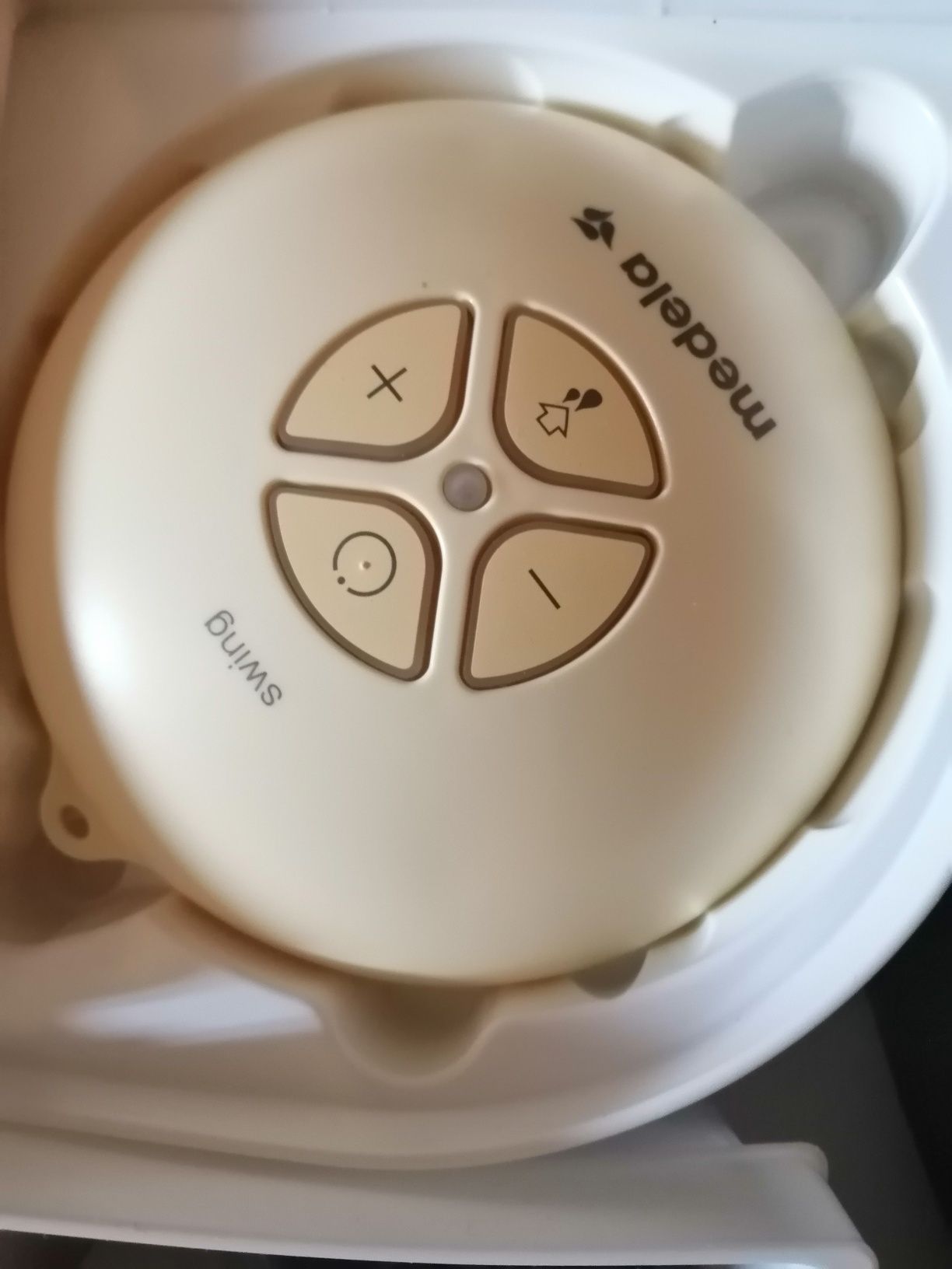 Extrator de leite materno Medela Swing