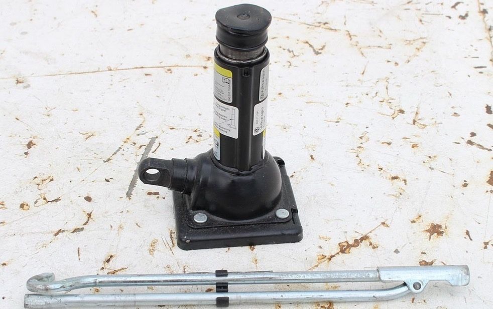 Jogo ferramenta + macaco vw amarok