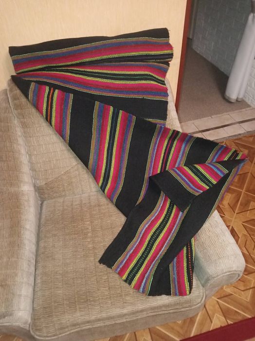 Продам дорожку домотканную.