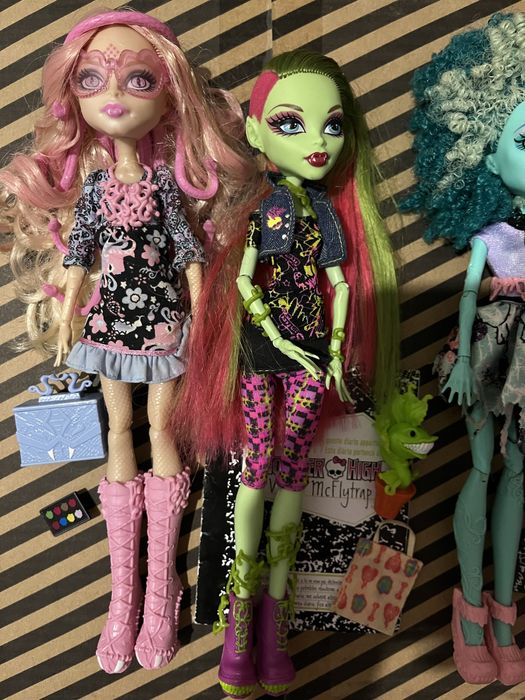 Лялька Monster High Монстер Хай кукла гулія венера вайперін хані джи