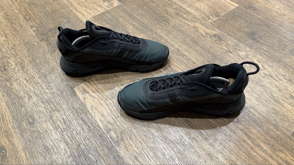 Кроссовки Nike Air Max 2090, размер 45