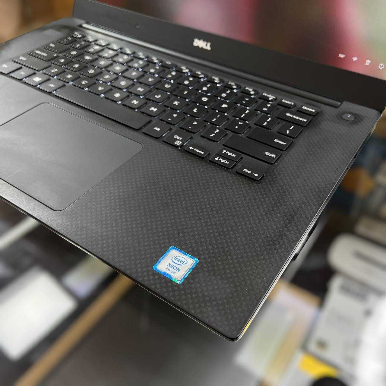 Ігровий DELL Precision 5520 FHD IPS Xeon E3 16RAM 512SSD Nvidia 4GB