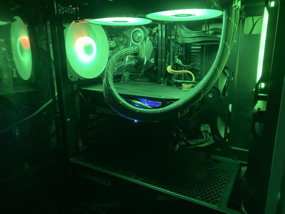 Продам ігровий мочний ПК