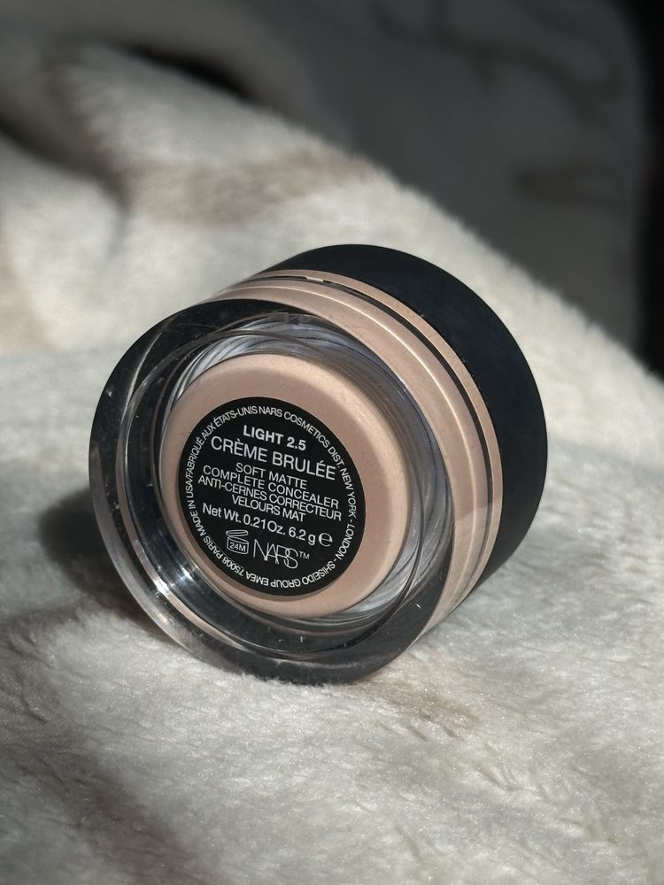 Кремовий коректор NARS SOFT MATTE Complete Concealer Creme Brulee