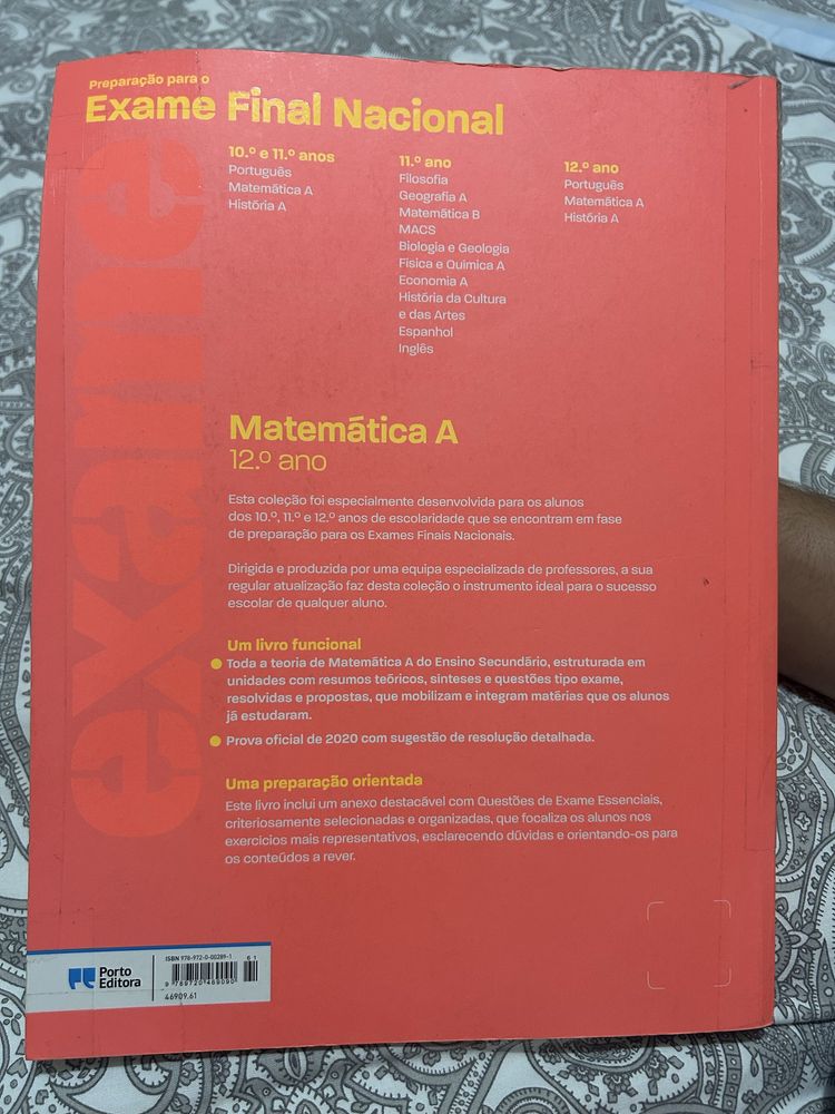 Livro de preparação de exame de Matematica A