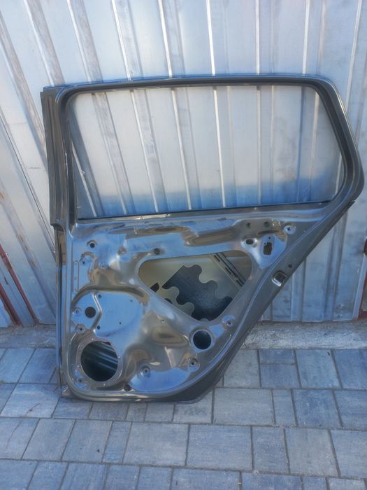 Drzwi prawy tyl Golf VII.7 Idealne