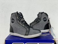 Niskie buty motocyklowe RST Crosby rozmiar 41 membrana, wiązane!