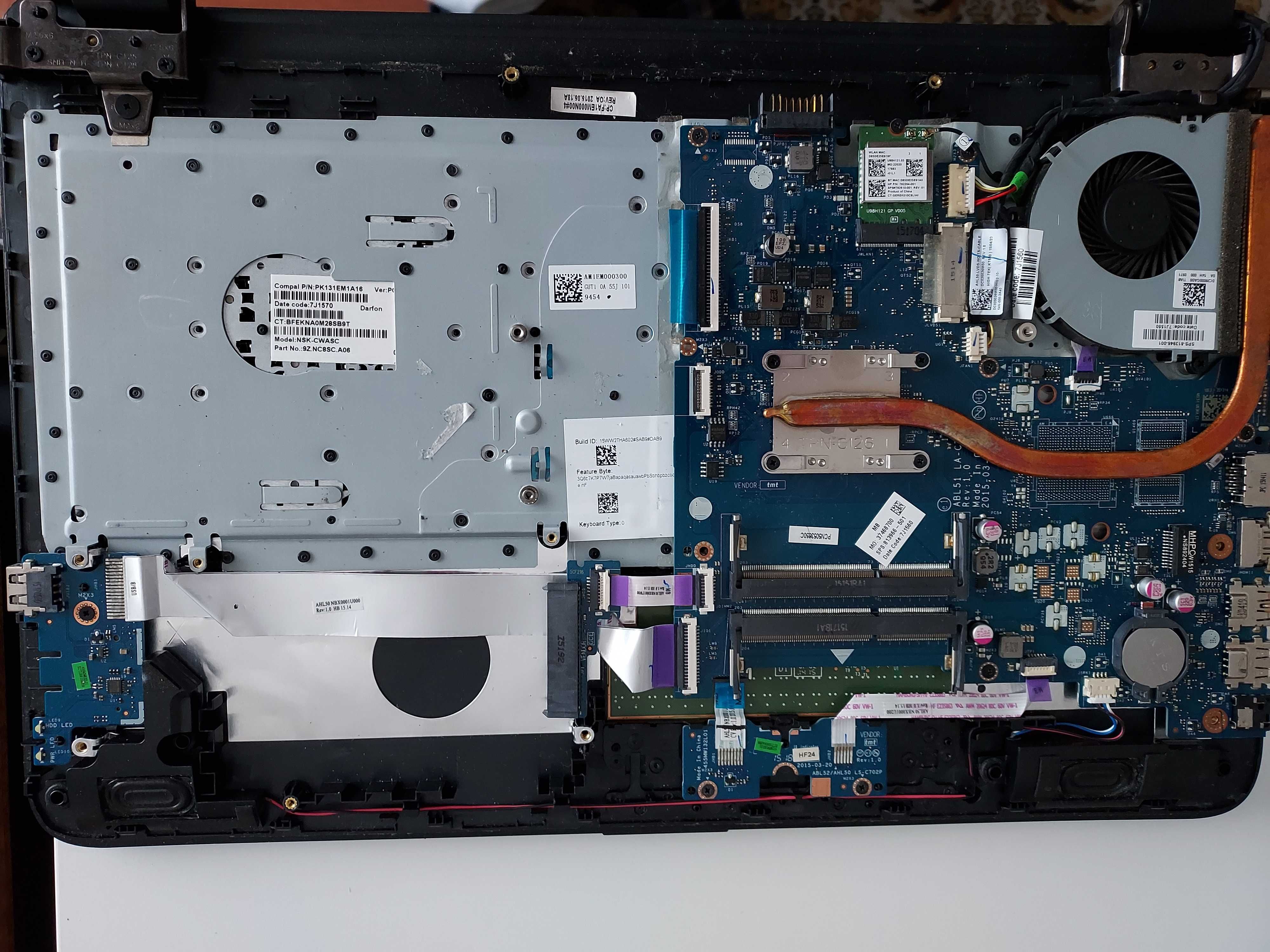 HP Notebook 15-af000np (peças)