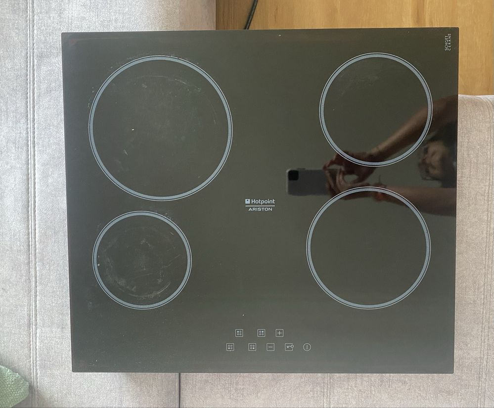 Placa de induçao Hotpoint Ariston