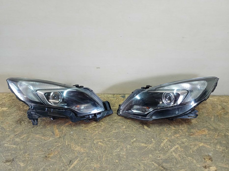 Opel Zafira C 3 lampa prawa lewa przód przednia oryginał Angliki