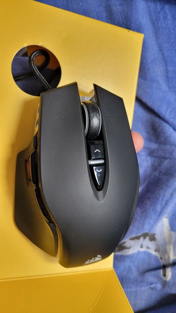 Игровая мышка для компьютера Corsair Gaming M65 RGB Elite