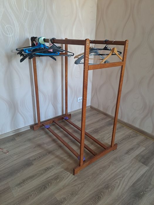 Стул столовый, вещалка напольная дуб