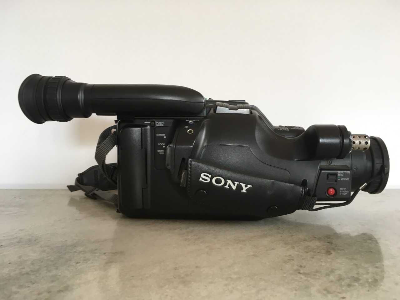 Máquina Filmar Sony CCD-F455E Handycam Video 8 LIGA MAS NÃO FUNCIONA