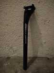 Seatpost carbono