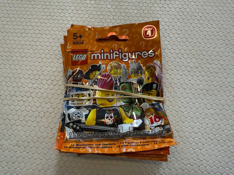 LEGO Minifigures Série 4 8804 Completa Novas Raras