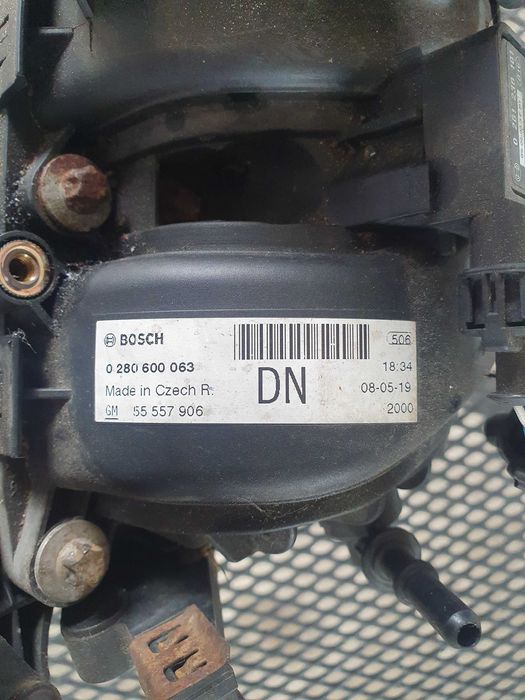 Kolektor ssacy Opel Corsa D 1.4 16v z14 xep sprawny