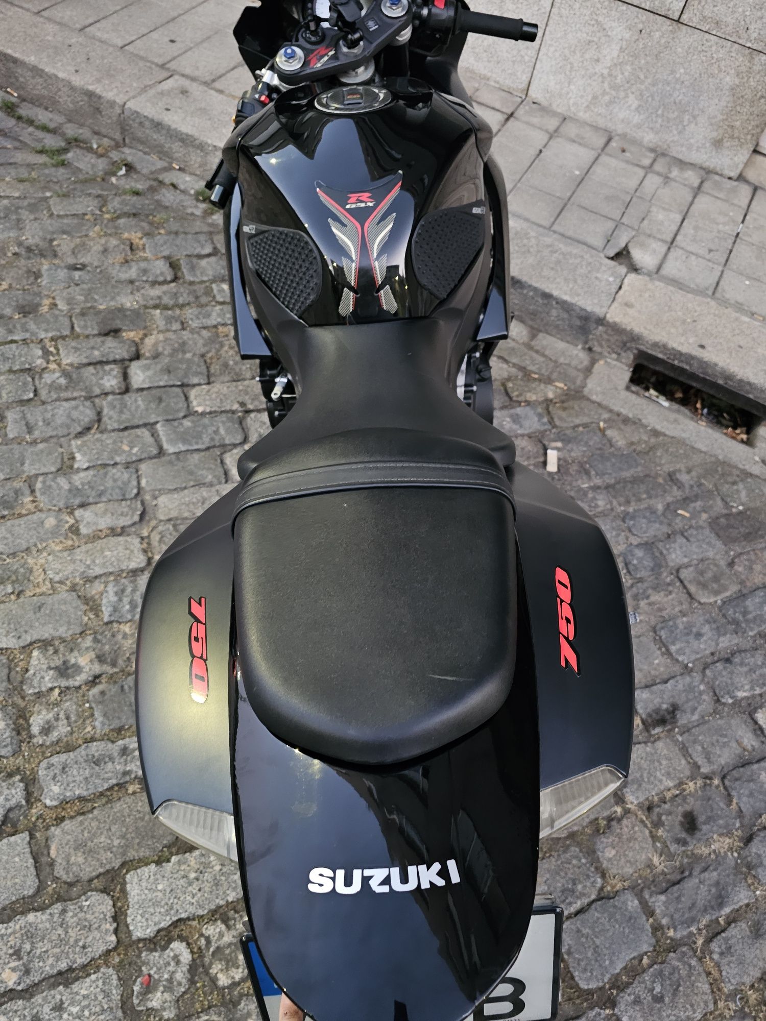 Vendo Suzuki Gsxr 750 k7 ou troco