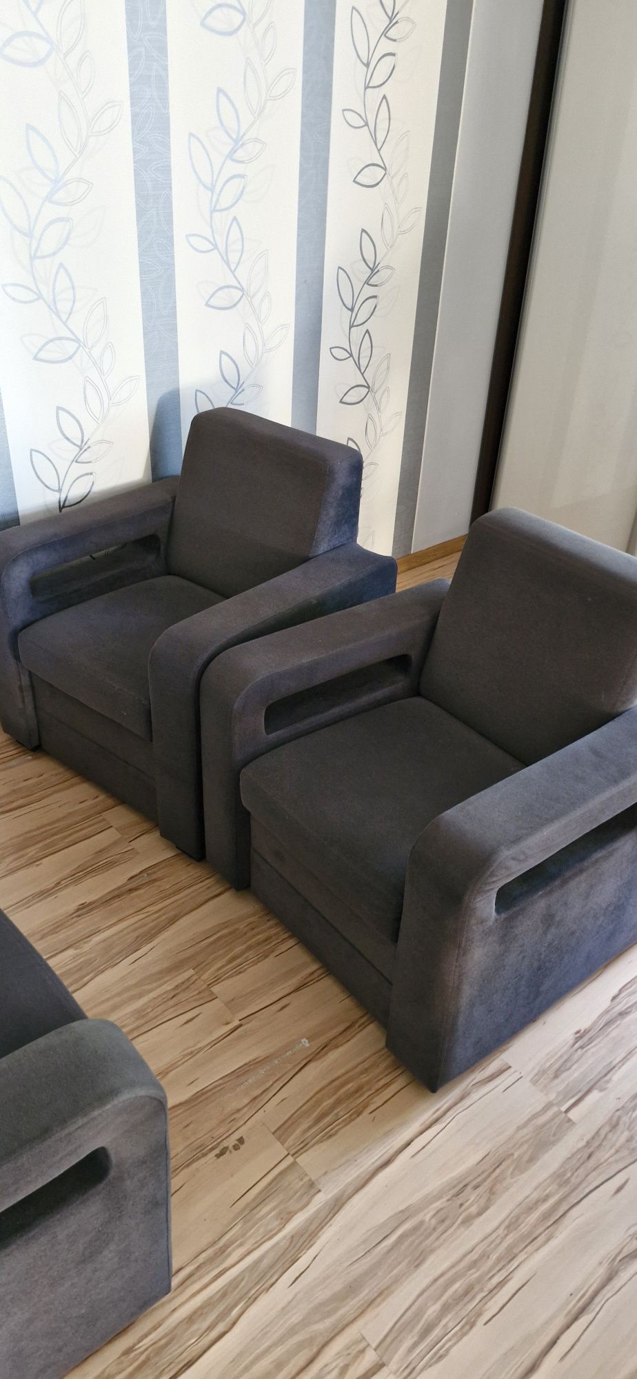 Sofa z funkcją spania + dwa Fotele