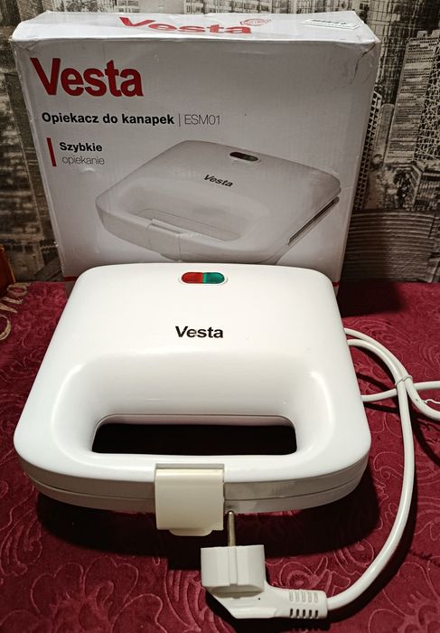 Продам бутербродницю(сендвічніца)!