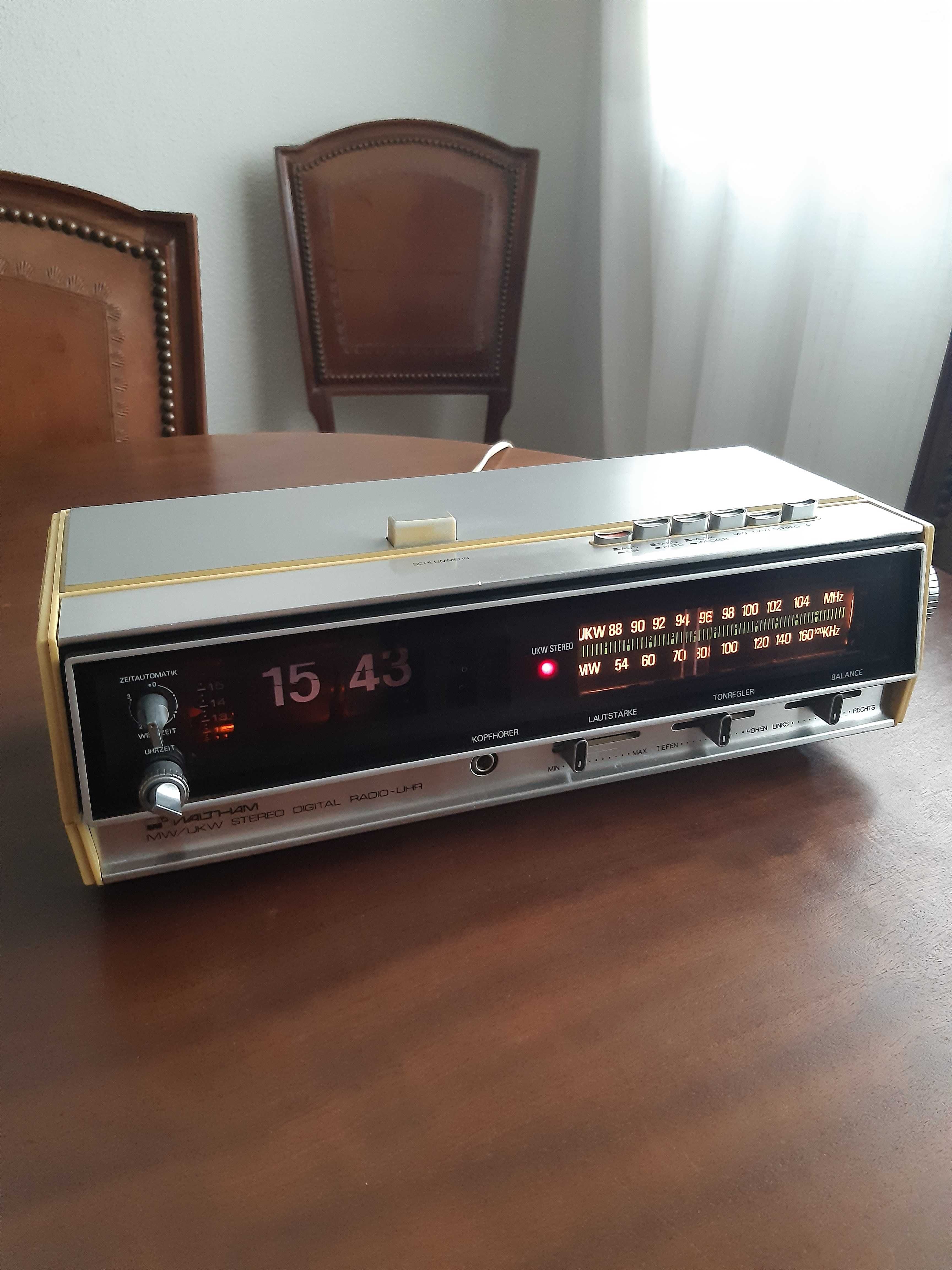 Relógio Waltham W 27B (Suíça) anos 70