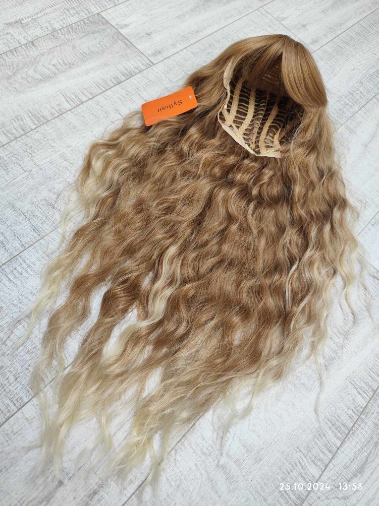 Piękna gęsta długa blond peruka z grzywką fale WIG refleksy